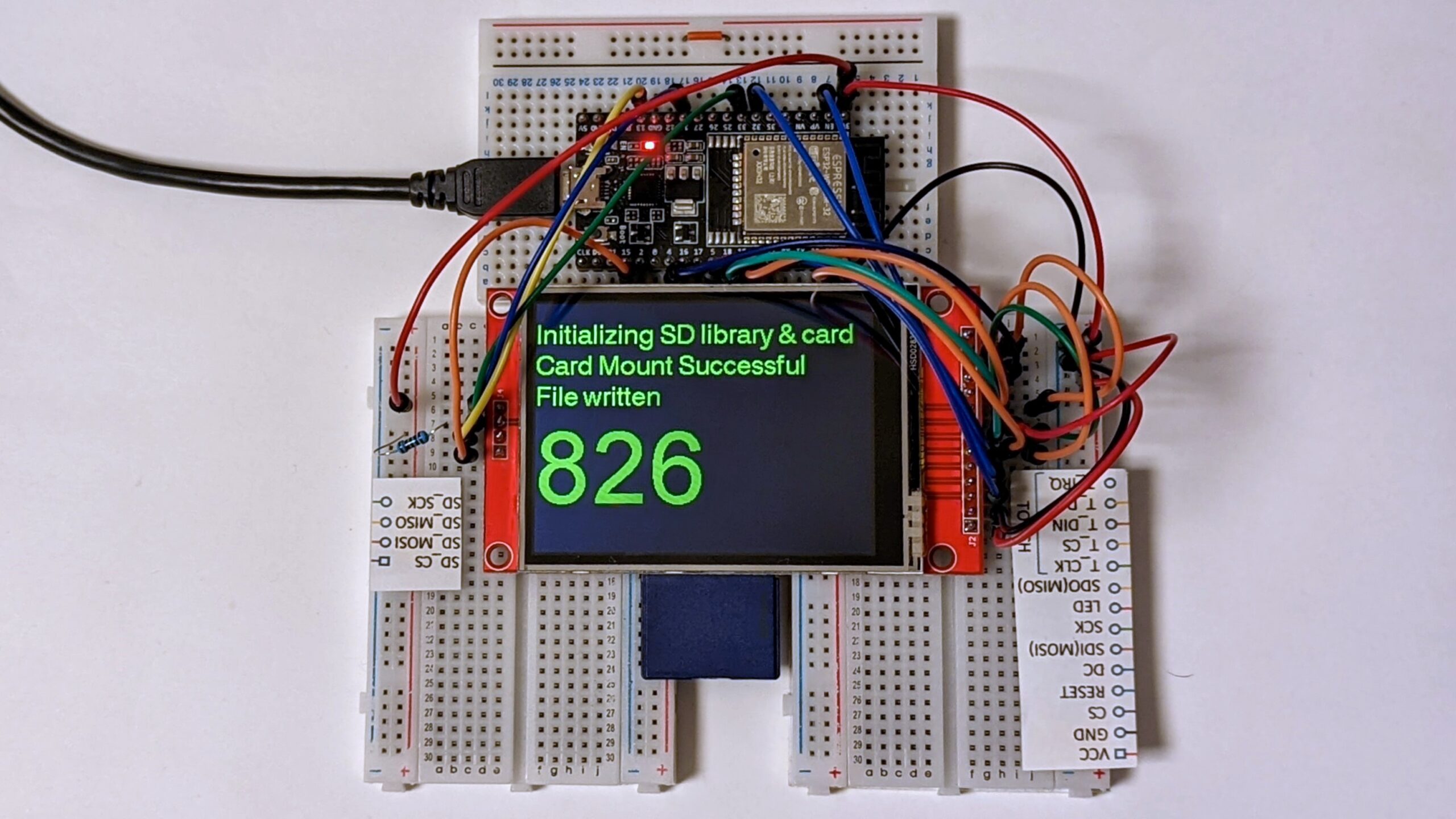 SDカードへのファイル書き込みとTFT液晶にその進行表示を行うスケッチ(2)を実行中